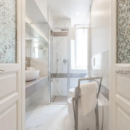 H11 The Kingdom's Centro-sanremo Apartamento