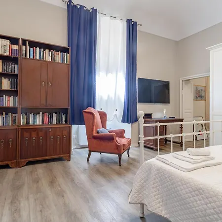 H11 The Kingdom's Centro-sanremo Appartement