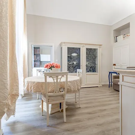 Apartman H11 The Kingdom's Centro-sanremo *