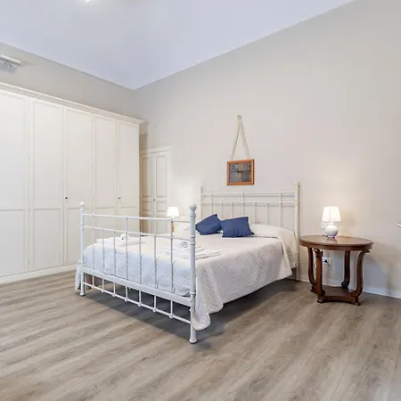 H11 The Kingdom's Centro-sanremo 아파트 *